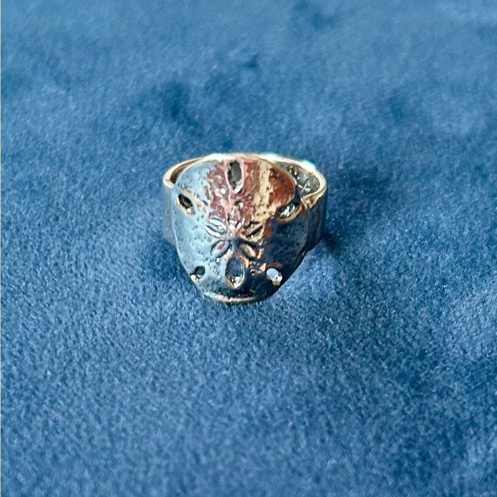 Mignon Faget Sand Dollar Ring - Picture 7 of 13